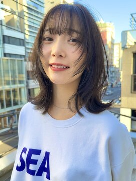 オグジュアリー 表参道(aux.) new style ミディアムヘア×フェイスレイヤー