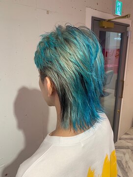 ナチュラル 渋谷店(Natural) ファントムシアン★キラテラ/ダブルカラー/ショートウルフ