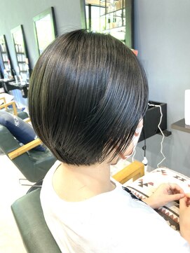 レナータ ヘア(Renata hair) ショートボブ