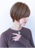 ショートヘア丸みショート似合わせイメチェンオリーブベージュ