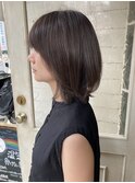 トレンド髪型ミディアムウルフ30代40代ヘアスタイル丸顔面長