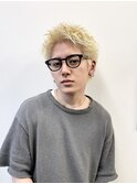 金髪スパイキーショートダブルカラー