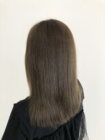 ヘアアンドメイク ムーア(Muuua) オリーブベージュ