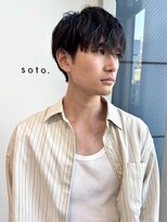 ソト 銀座(soto.)&nbsp;ブルーブラック/フェザーパーマ/刈り上げセンターパート［銀座］