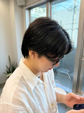 ラナ カスガイ(Lana KASUGAI) メンズ/センター分け/刈り上げなし