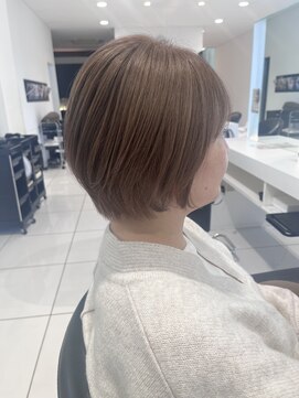 ナチュラルベージュ