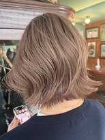 スリー(three)&nbsp;シャドウルーツ