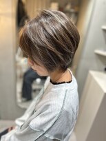 エルピス 中央林間店(elpis)&nbsp;白髪ぼかしハイライト×ショートボブ