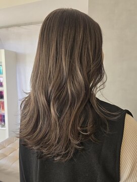 ヴィサージュメゾン(VISAGE maison) ナチュラルハイライト×スモーキーブラウン