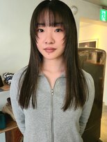 マカロニコースト(macaroni coast)&nbsp;重めのスタイルでもちょっとの抜け感を 顔周りだけのレイヤー