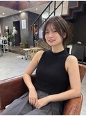 小顔見え◎顔まわりレイヤーの大人可愛いショートボブ