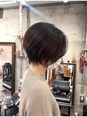 ハンサムショートレイヤーカットミルクティーベージュハイトーン
