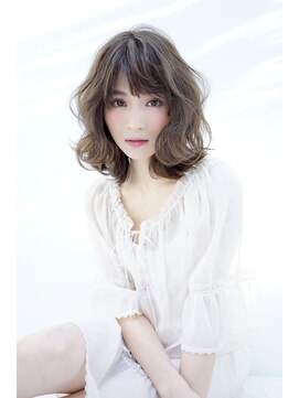 シエル ヘアーデザイン(Ciel Hairdesign) 【Ciel】 ハンナ・ミディ　Sunshine filtering through foliage