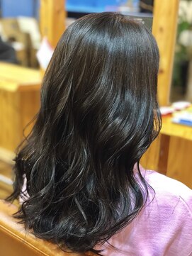 ララテラス(LaLa Terrace) ダークスモーキーグレー×ゆるふわセミディ