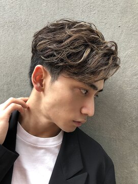 フィフス(fifth) マッシュウルフ　コンマヘア　ツイストパーマ　ツーブロック