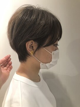 リバレッジ 白金(Leverage) 大人可愛いマットグレージュマッシュショート