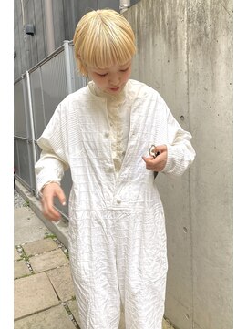 オンヌ(onnu) 2ブリーチ後ムラサキシャンプー仕上げの抜きっぱなしスタイル◎