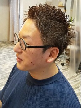 カーム ホーム ヘアー(calm home hair)の写真/メンズの方も入りやすい、落ち着いた店内◎男性スタイリストが在籍しているので気軽にご来店下さい♪