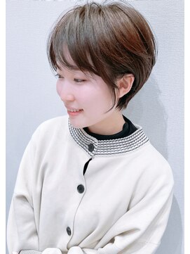 マッシュアンドマッシュアヴェダ ららぽーと福岡店(mash&mash AVEDA) 丸みショート・オリーブブラウン・髪質改善・シースルーバング