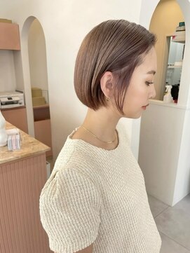 ミテ(mite) creamyベージュ/ミニボブ/ベージュカラー