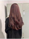ピンクベージュ