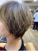 ショートボブからウルフにヘアアレンジ途中