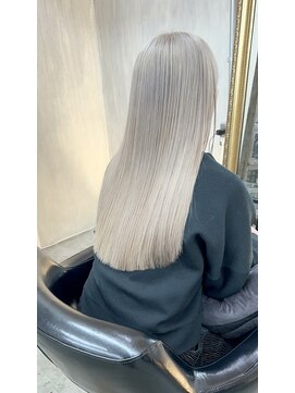 バサースト(BATHURST) ロングのグレージュカラー