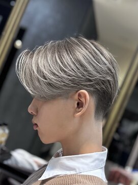 ウィル 阪急茨木駅前店(WiLL) シルバーバレイヤージュカラー