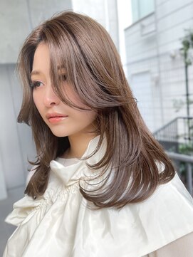 ロビー 表参道(ROBBY) ミディアムレイヤーカット/20代30代40代/顔周りカットワンカール