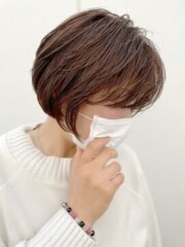 Ruufus恵比寿南/白髪ぼかしハイライト/ショートボブ/髪質改善 40代50代/白髪ぼかしショート/大人の美シルエット