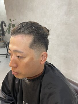 ターフタカサキディエル(TURF TAKASAKI D.L) ソフトモヒカンショート × 刈り上げ