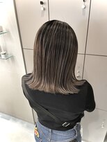 エイト 沖縄豊崎店(EIGHT toyosaki)&nbsp;【EIGHT 豊崎】お客様スタイル_切りっぱなしバレイヤージュ