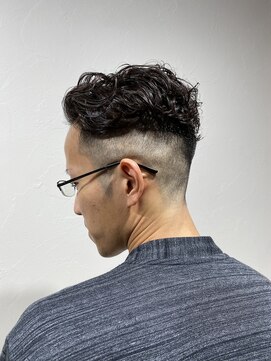 レンゲン(LENGEN) 束感刈り上げビジネス七三ツーブロックアップバング１０７６