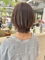 ナナローネス(nana loness)&nbsp;簡単スタイリング　レイヤーボブ　大人ボブ　くびれボブ