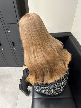 ベレーザ 渋谷(BELEZA) 6657シルキーベージュタンバルモリボブ艶髪ハイトーンカラー