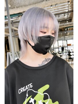 ビビッド(vivid) 白髪ぼかしバレイヤージュ肩上ボブ