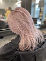 ビューズ(VIEWS)&nbsp;ホワイトピンク/ホワイトカラー/ホワイトブロンド(表参道駅)