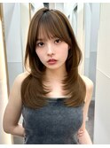 内巻きワンカールミディアムレイヤーカットブリーチなしカラー