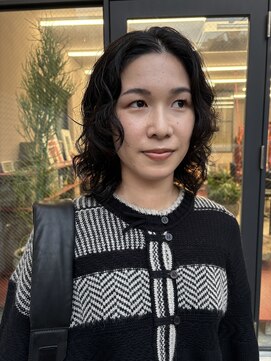 フェンヘアーアイス 中目黒(Fen.hair ici) 冬こそパーマ！暗髪でも垢抜けるニュアンスパーマ×レイヤー