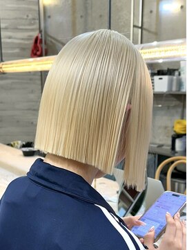 ヲタク(wotaku.) ブロンドカラー抜きっぱなしブロンドホワイトブリーチハイトーン