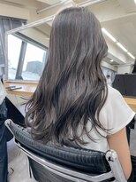 シアバイルーシー(SIA by LUCEY)&nbsp;暖色カラーブリーチなしピンクボルドーカラーレイヤーカット赤髪