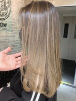 グロウ 上野御徒町(grow)&nbsp;エアリーミディ/ホワイトアッシュ/小顔/ボブルフ[上野/御徒町］