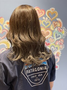 イネス(Ines) ハイ透明感グレージュカラー