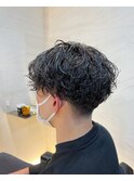 波巻きスパイラルパーマ×ナチュラルマッシュ アッシュブラック