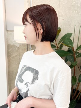 ノエ(noe) 切りっぱなしボブ×レッドブラウン