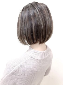 エヌプラス(N+) イメチェンハッシュカットフルバング似合わせレッドブラウン