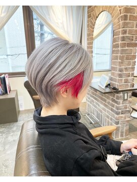 アクロ あべの店(ACRO) ホワイトシルバー×レッドカラー