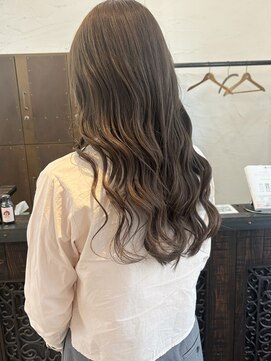 ロンド ヘアー(Rondo. Hair) ヘーゼルベージュ
