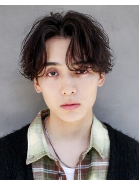 オーシャントーキョー ホワイト 原宿(OCEAN TOKYO WHITE) 無造作センターパートニュアンスパーマゆるふわナチュラルヘア