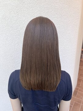 エルサフィロ ヨドヤバシ(el zafiro yodoyabashi) くびレイヤー前髪髪質改善小顔レイヤー20代30代40代50代